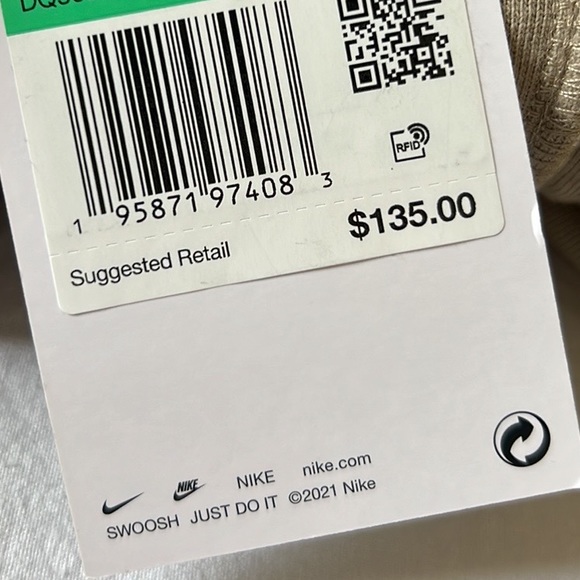 Nike Unisex Zip Up Track Jacket - Picture 9 of 9